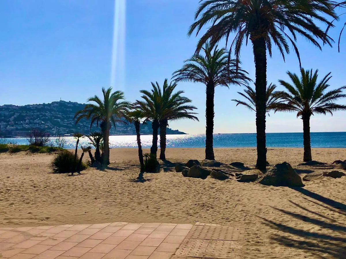 Apartament Roses Beach