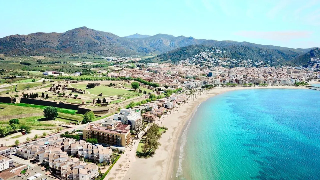 Roses Beach 0*,  Hiszpania